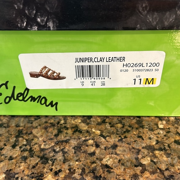 Sam Edelman Juniper Clay Leather with gold studs size 11 - Picture 2 of 6